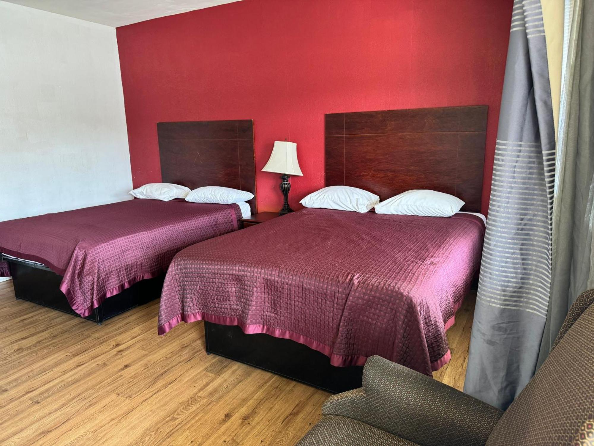 Travel Inn By Oyo Danville Us-29 Ngoại thất bức ảnh