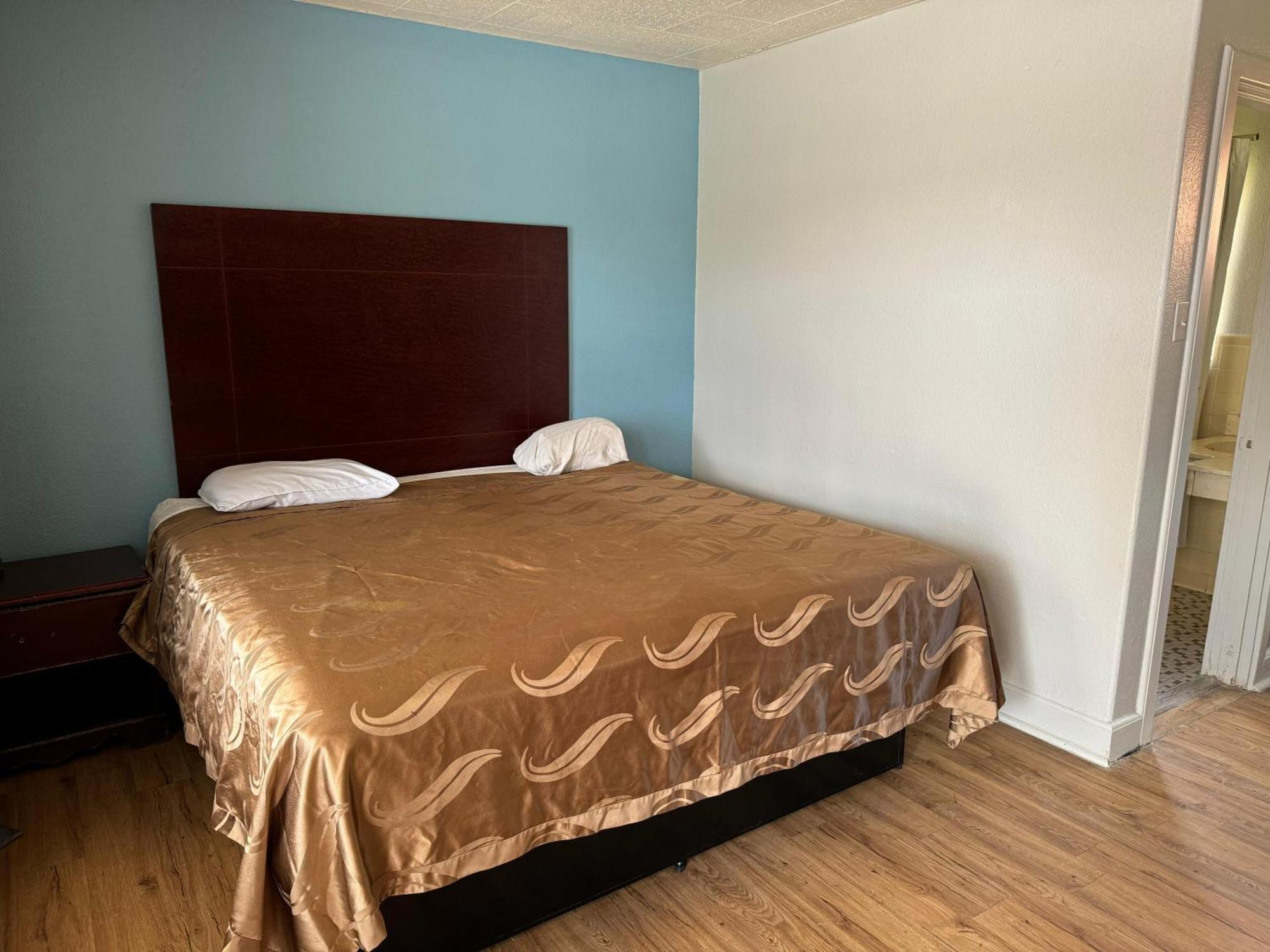 Travel Inn By Oyo Danville Us-29 Ngoại thất bức ảnh